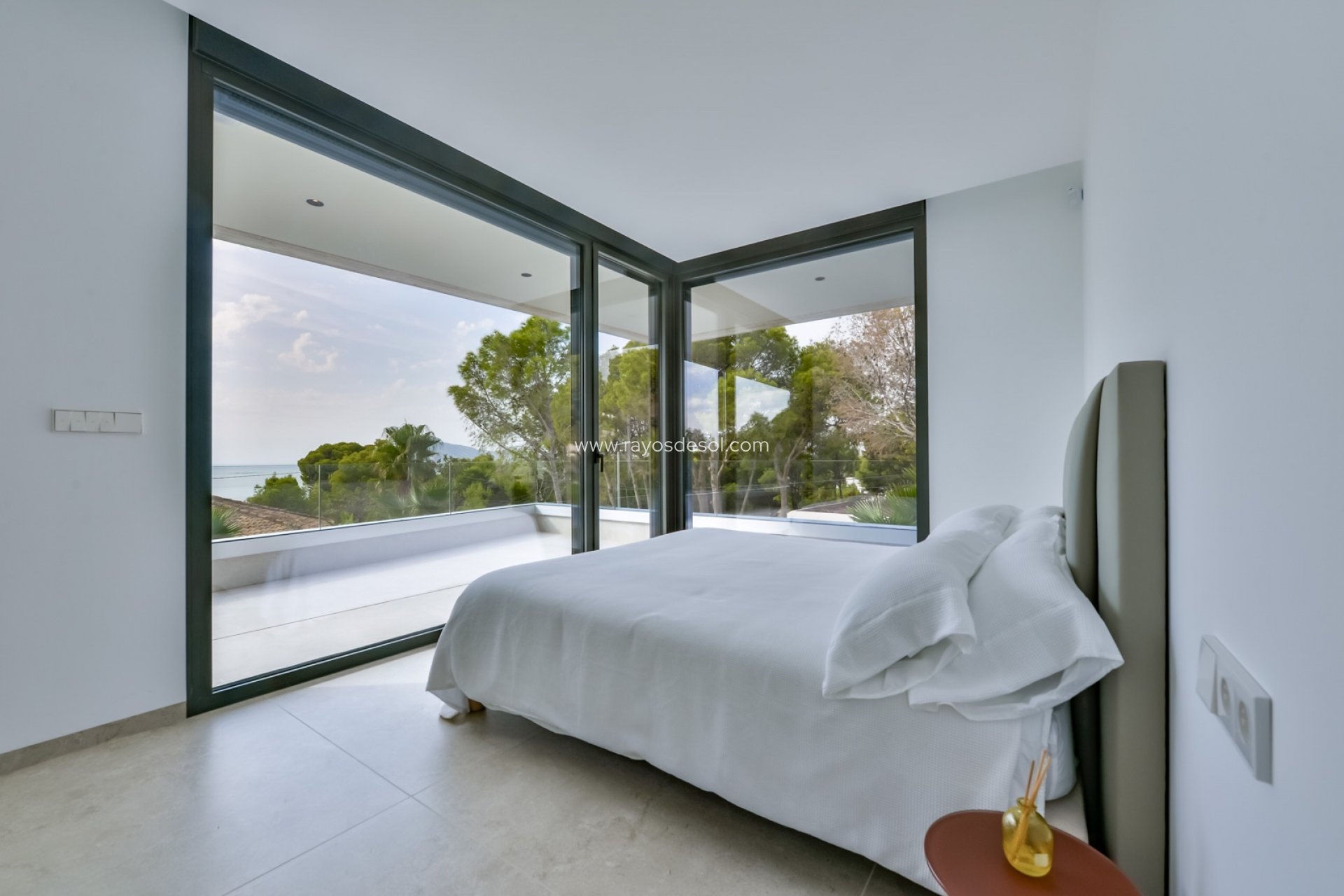 Resale - Villa - Altea