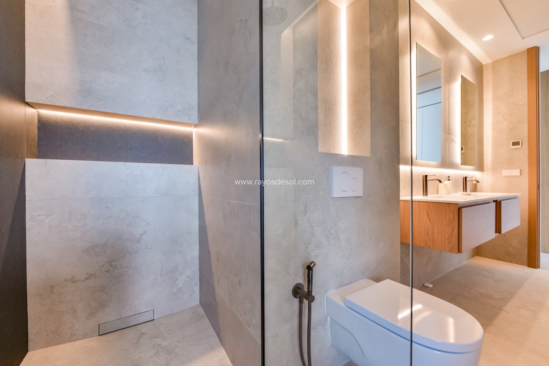 Resale - Villa - Altea