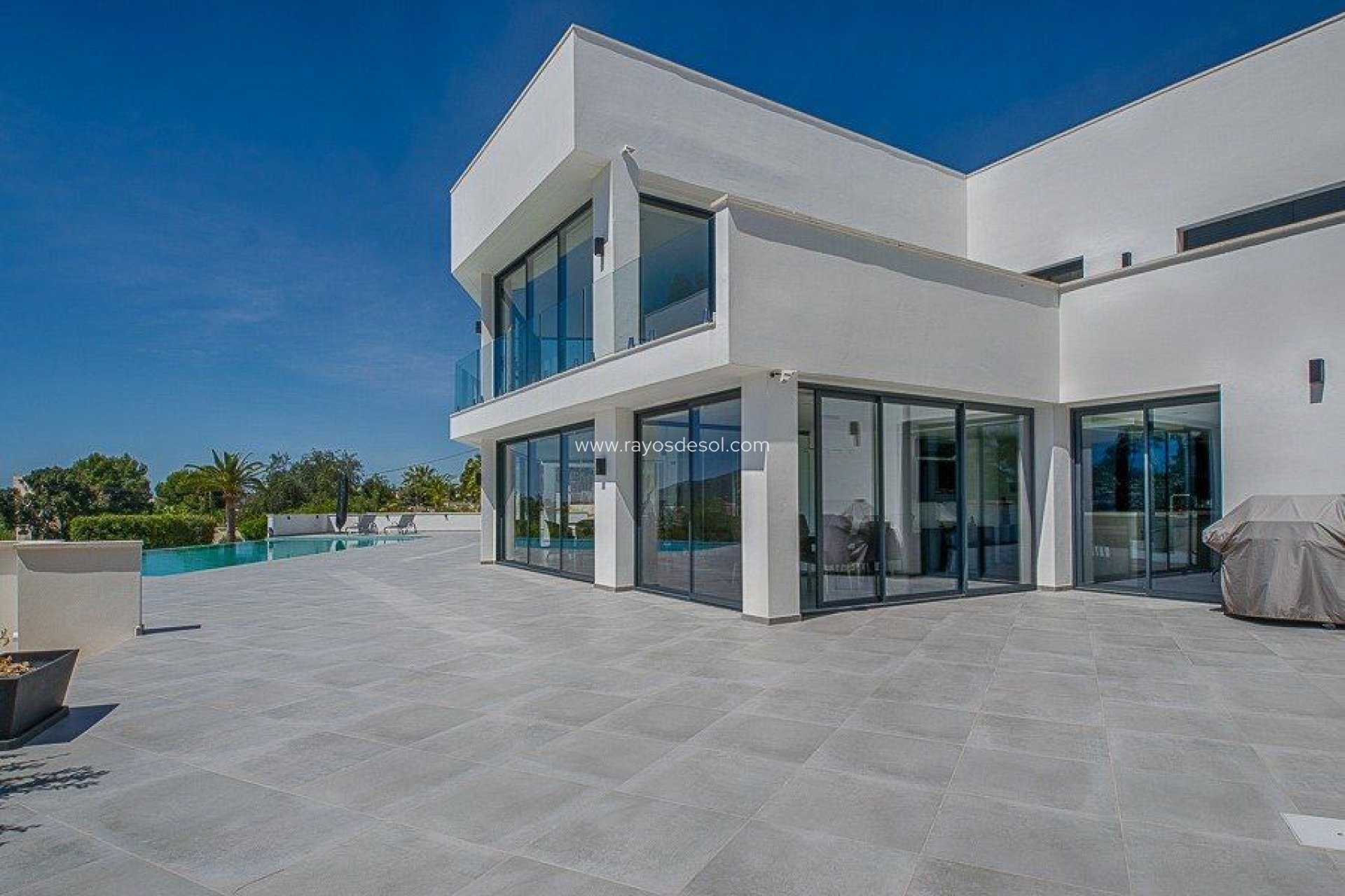 Resale - Villa - Altea