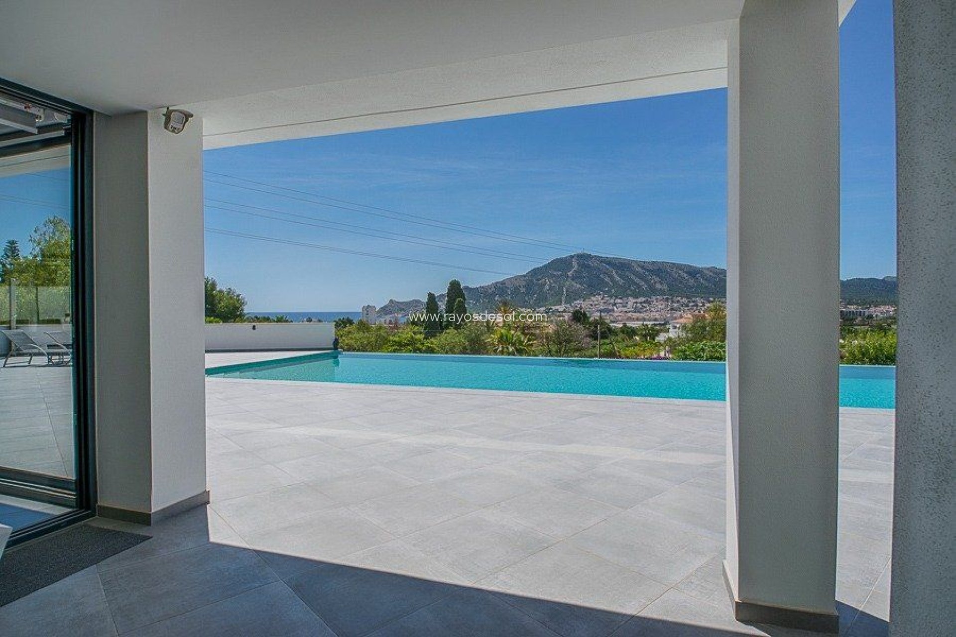 Resale - Villa - Altea