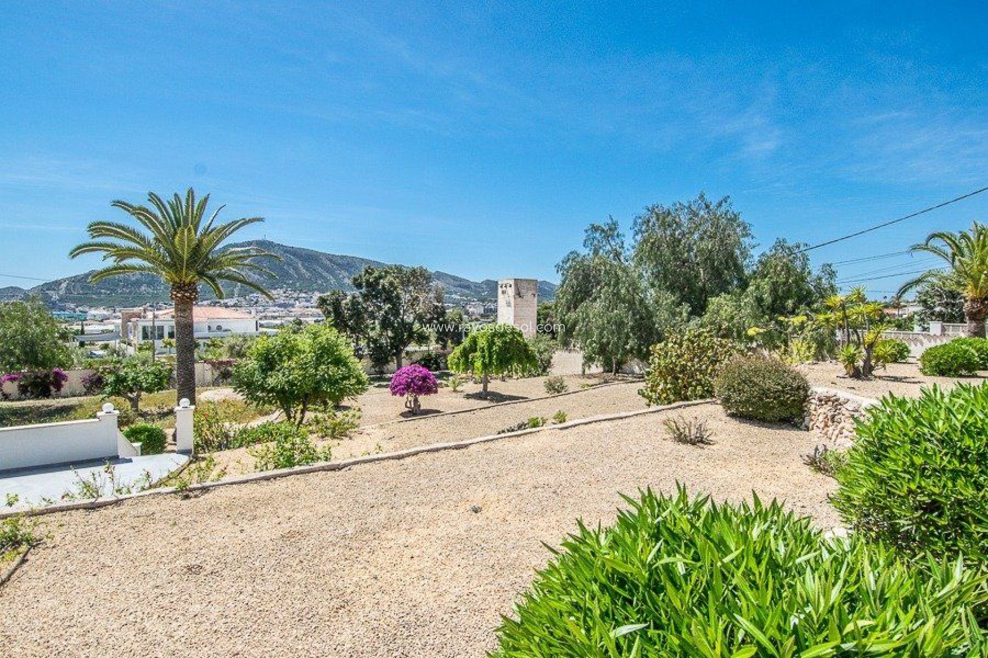 Resale - Villa - Altea