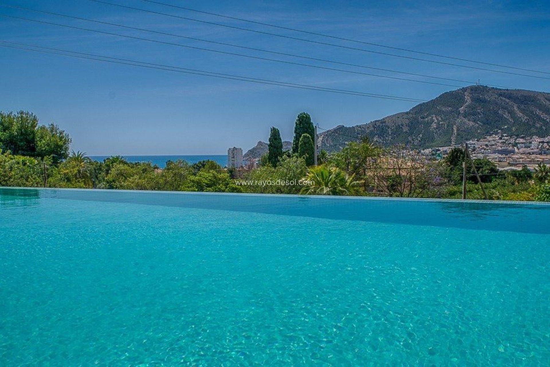 Resale - Villa - Altea