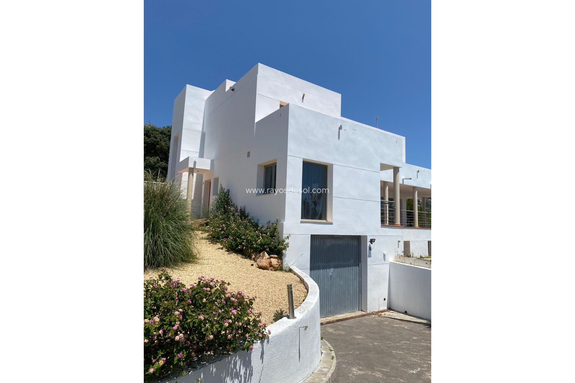 Resale - Villa - Altea