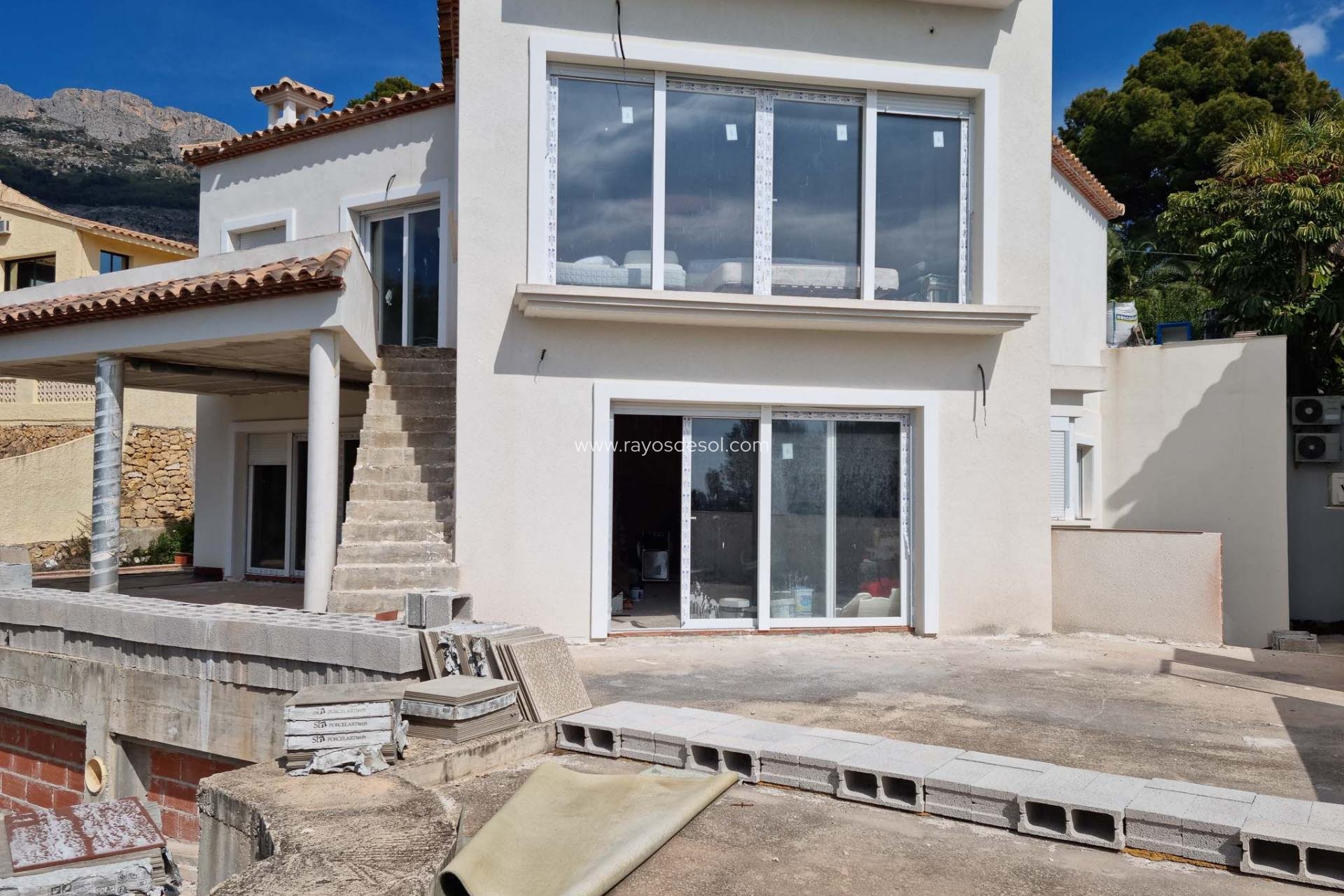 Resale - Villa - Altea