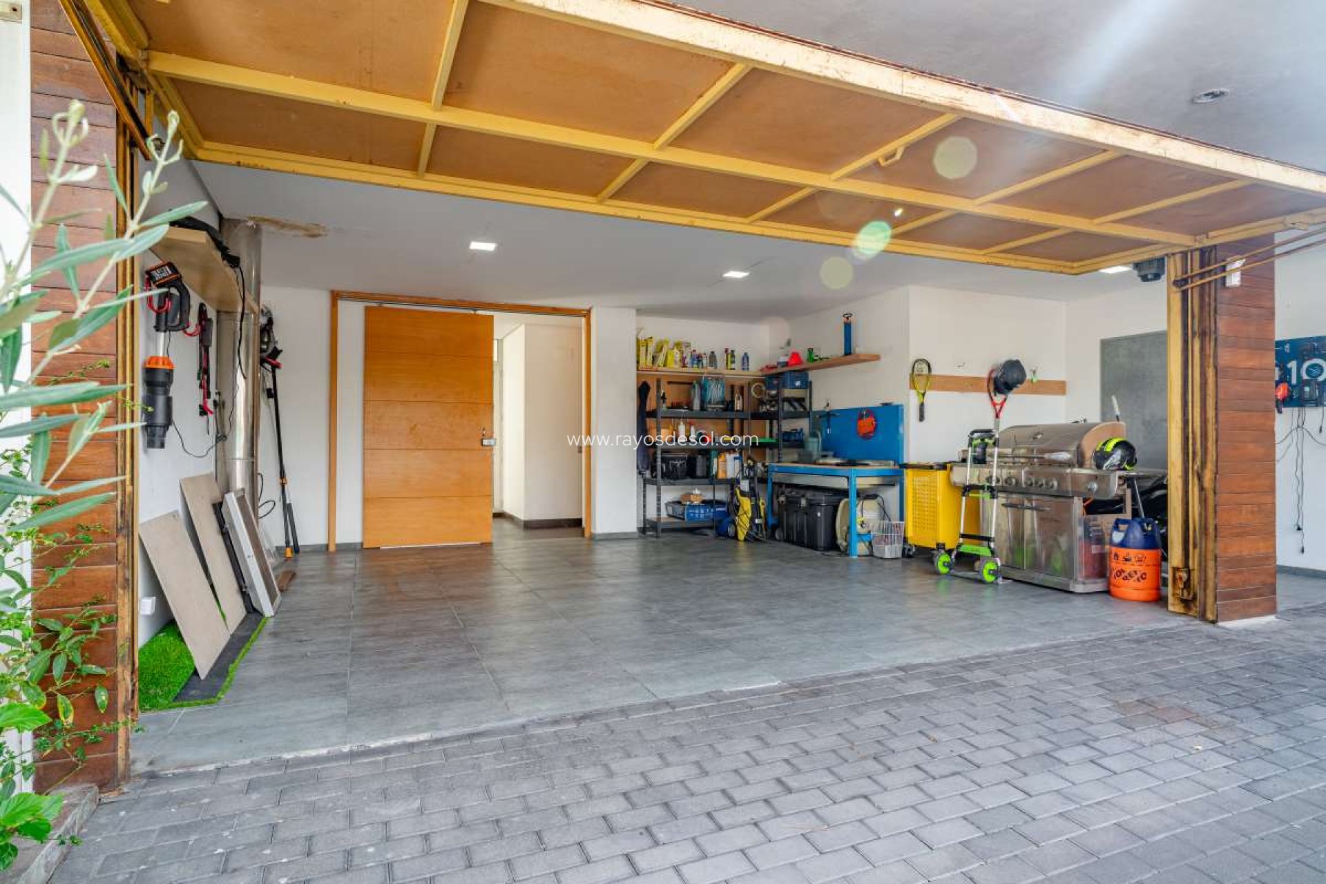 Resale - Villa - Benidorm