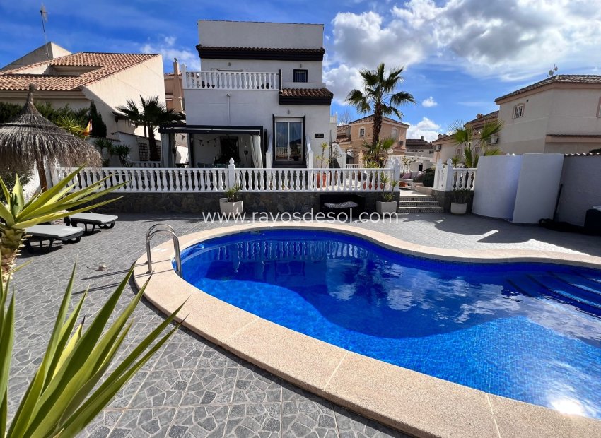 Resale - Villa - Benijofar