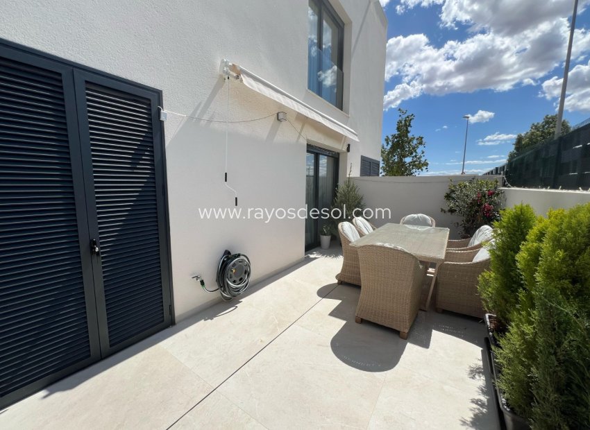 Resale - Villa - Benijofar