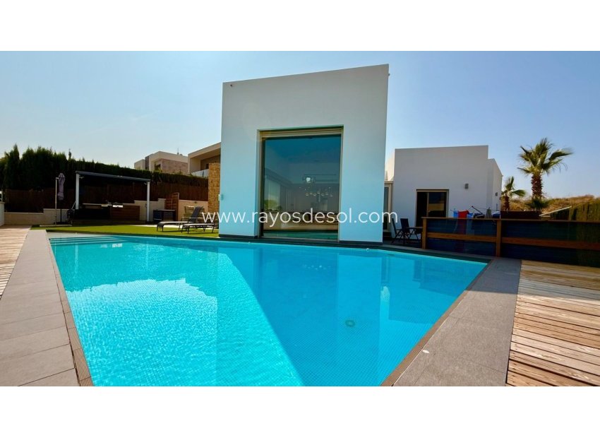 Resale - Villa - Benijofar