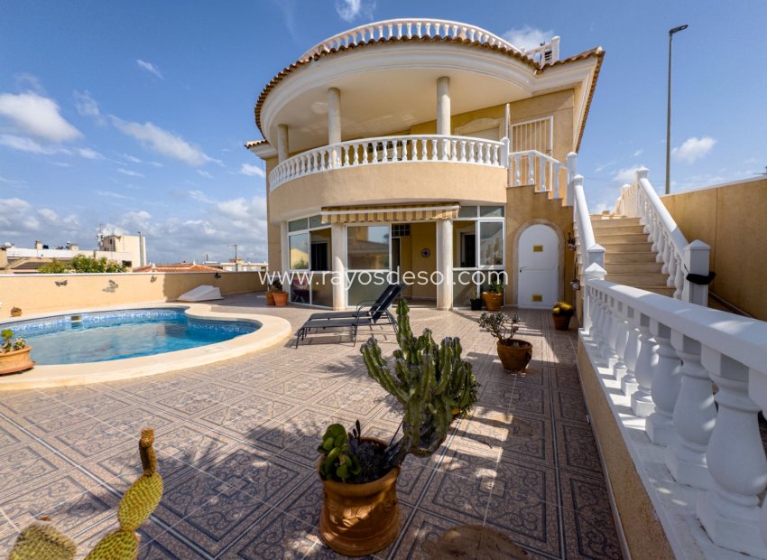 Resale - Villa - Benijofar