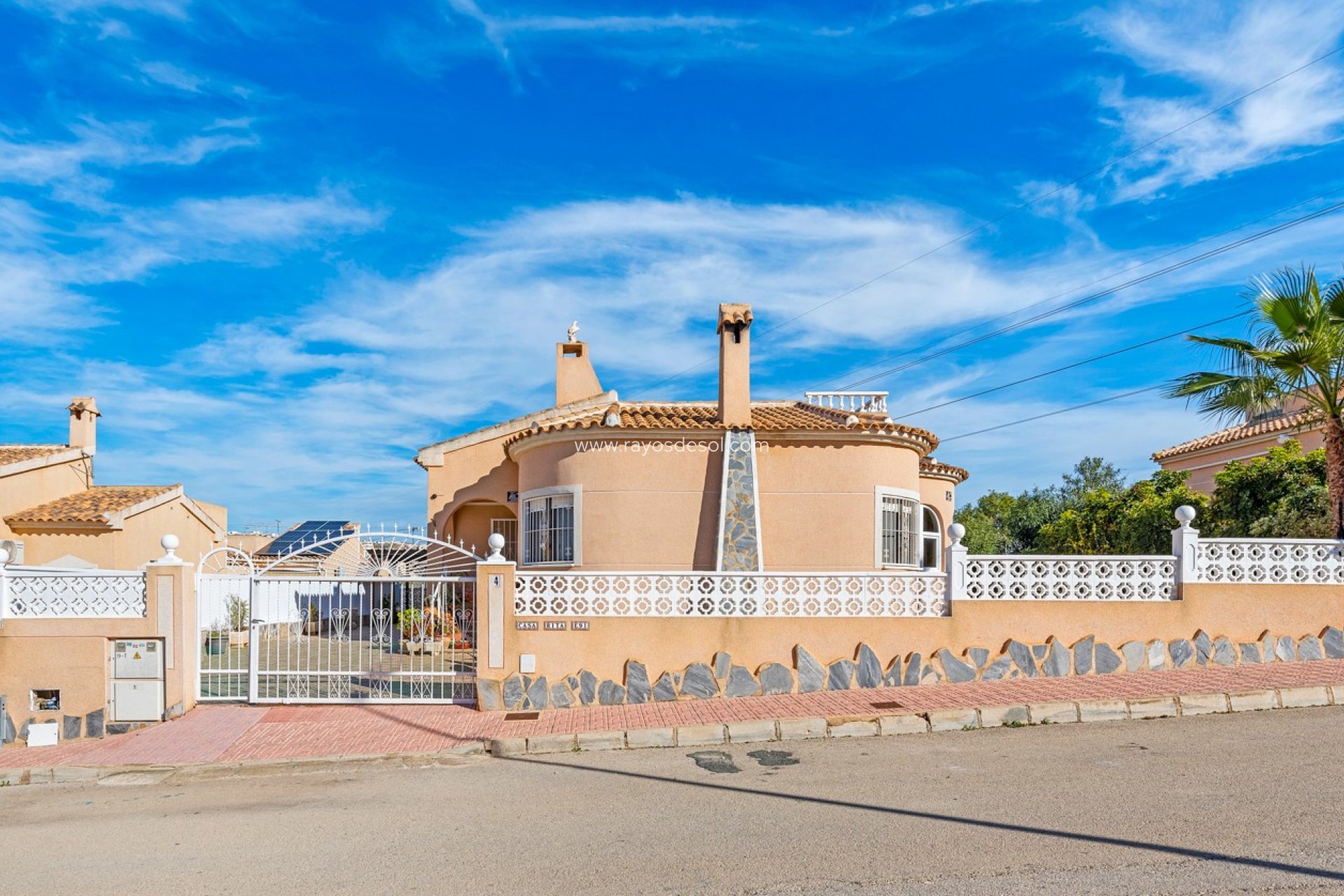 Resale - Villa - Benijofar