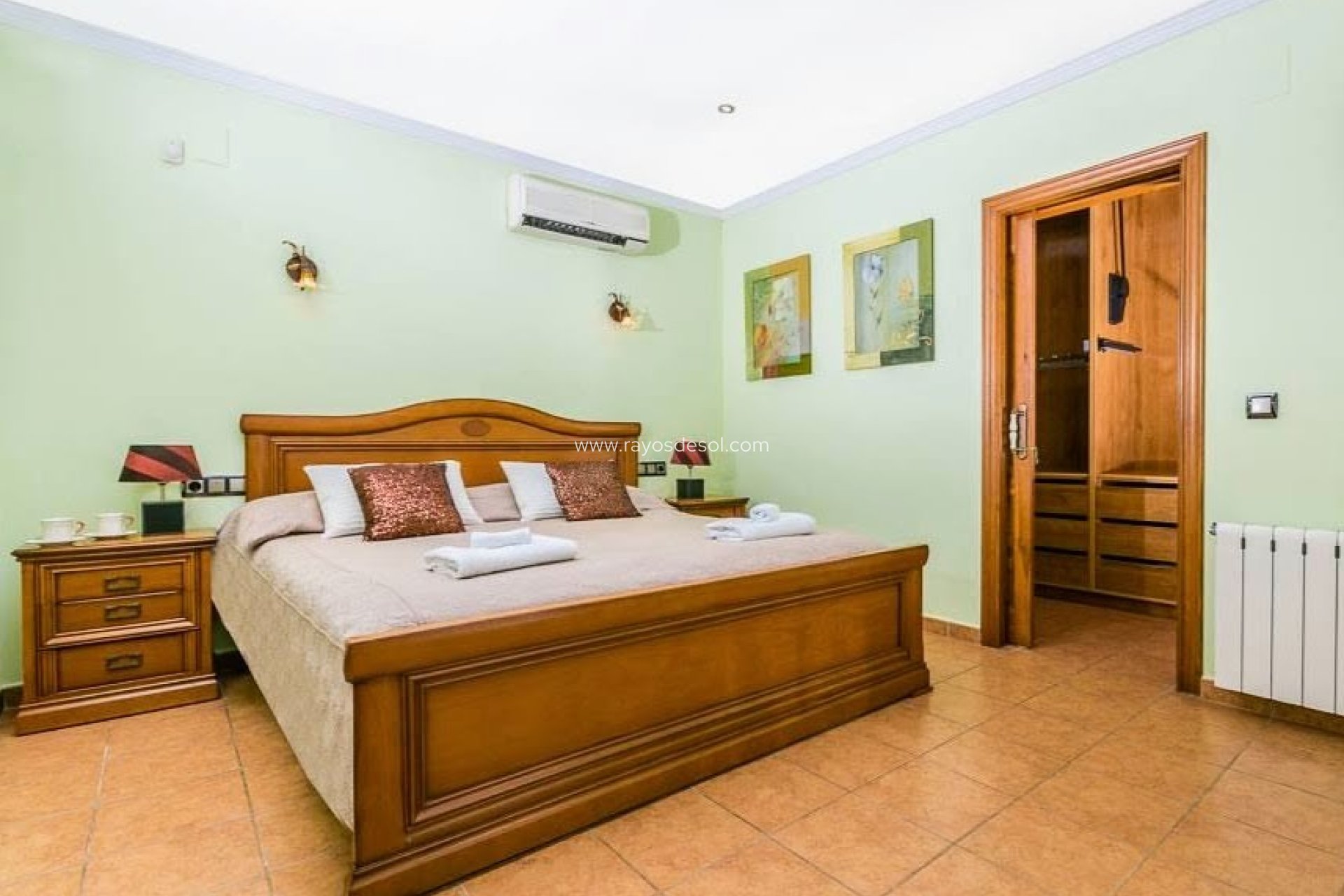 Resale - Villa - Benissa - 03725