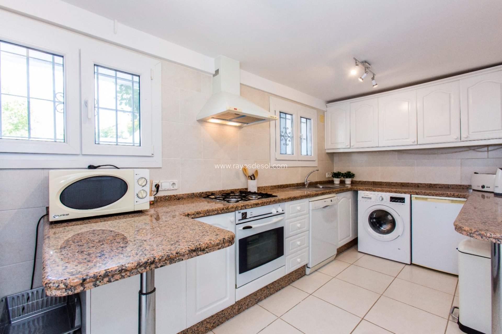 Resale - Villa - Benissa - Baladrar