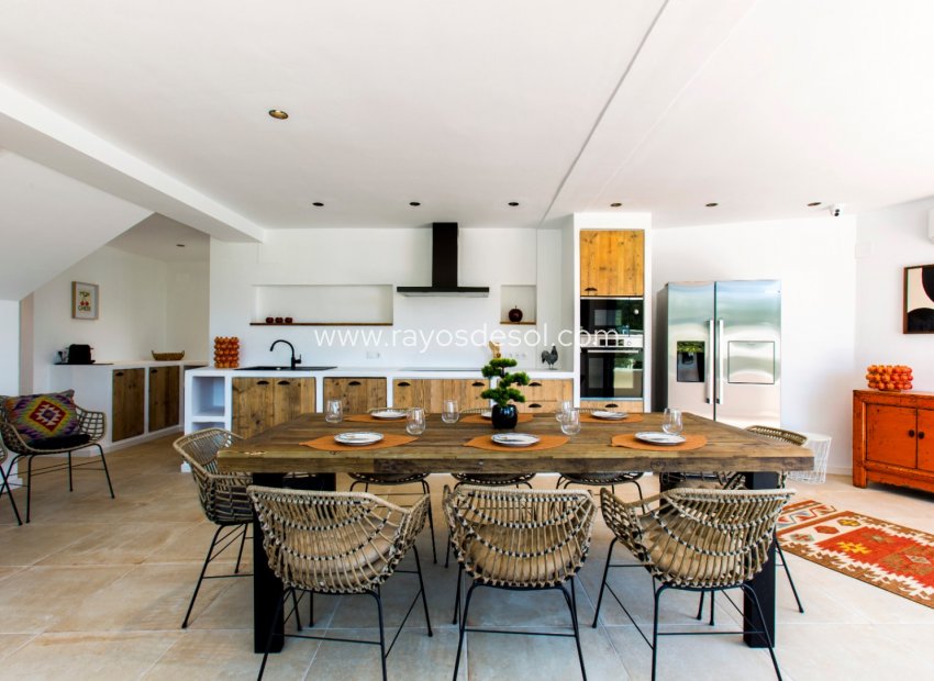 Resale - Villa - Benissa - Cala Abogat