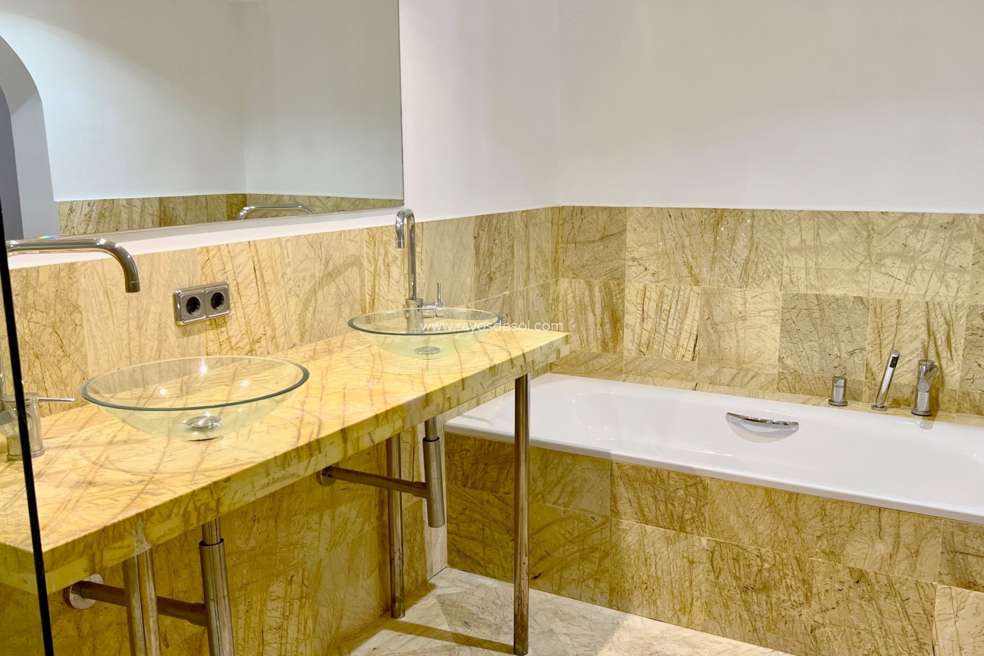 Resale - Villa - Benissa - La Fustera