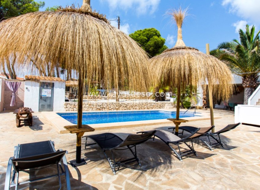 Resale - Villa - Benissa - La Fustera