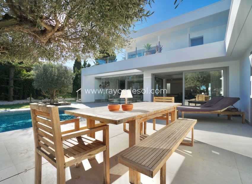 Resale - Villa - Benissa - La Fustera