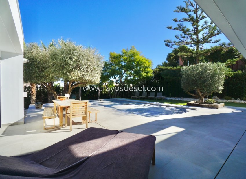 Resale - Villa - Benissa - La Fustera