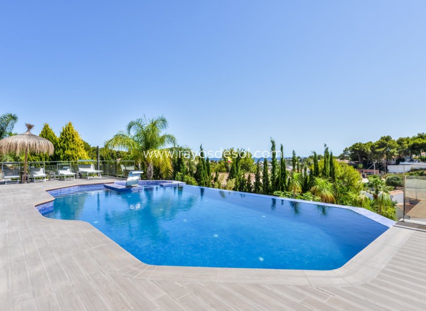 Resale - Villa - Benissa - La Fustera