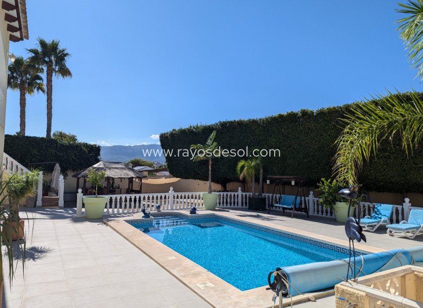 Resale - Villa - Benissa - La Fustera