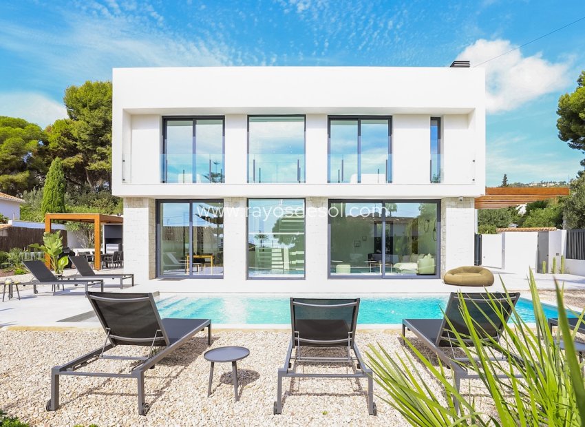 Resale - Villa - Benissa - La Fustera