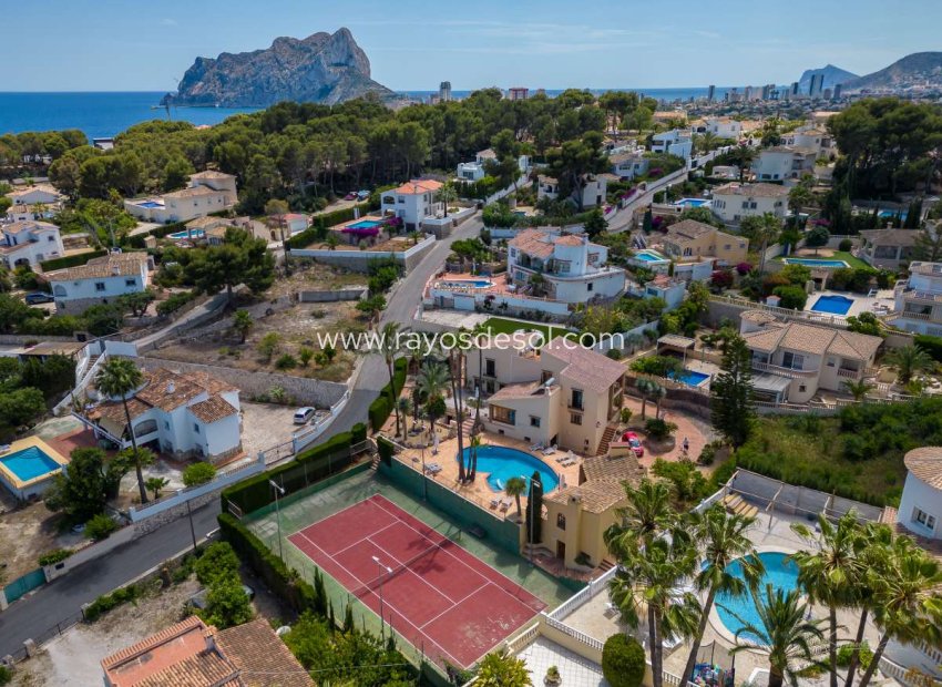 Resale - Villa - Benissa