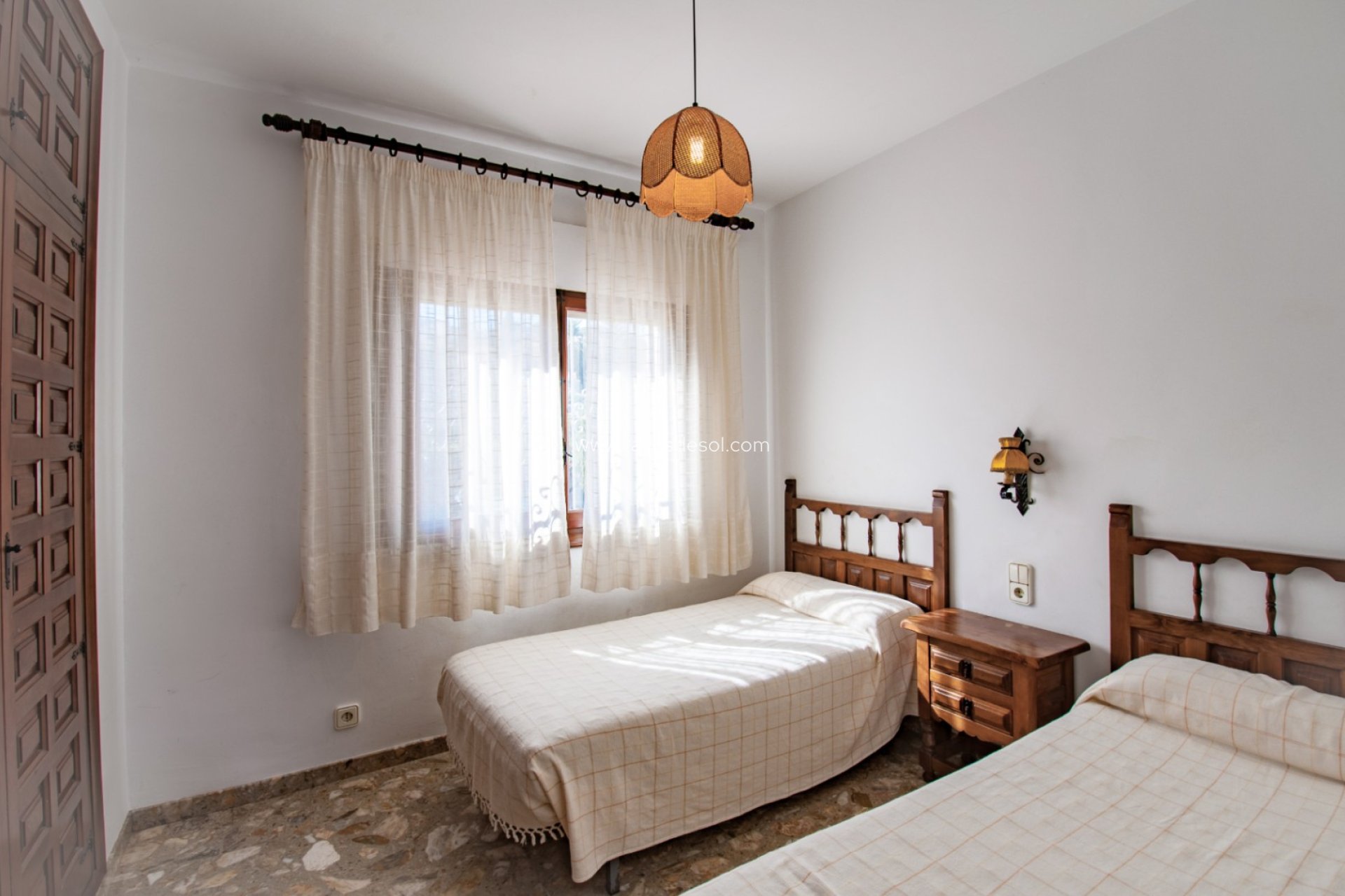 Resale - Villa - Benissa