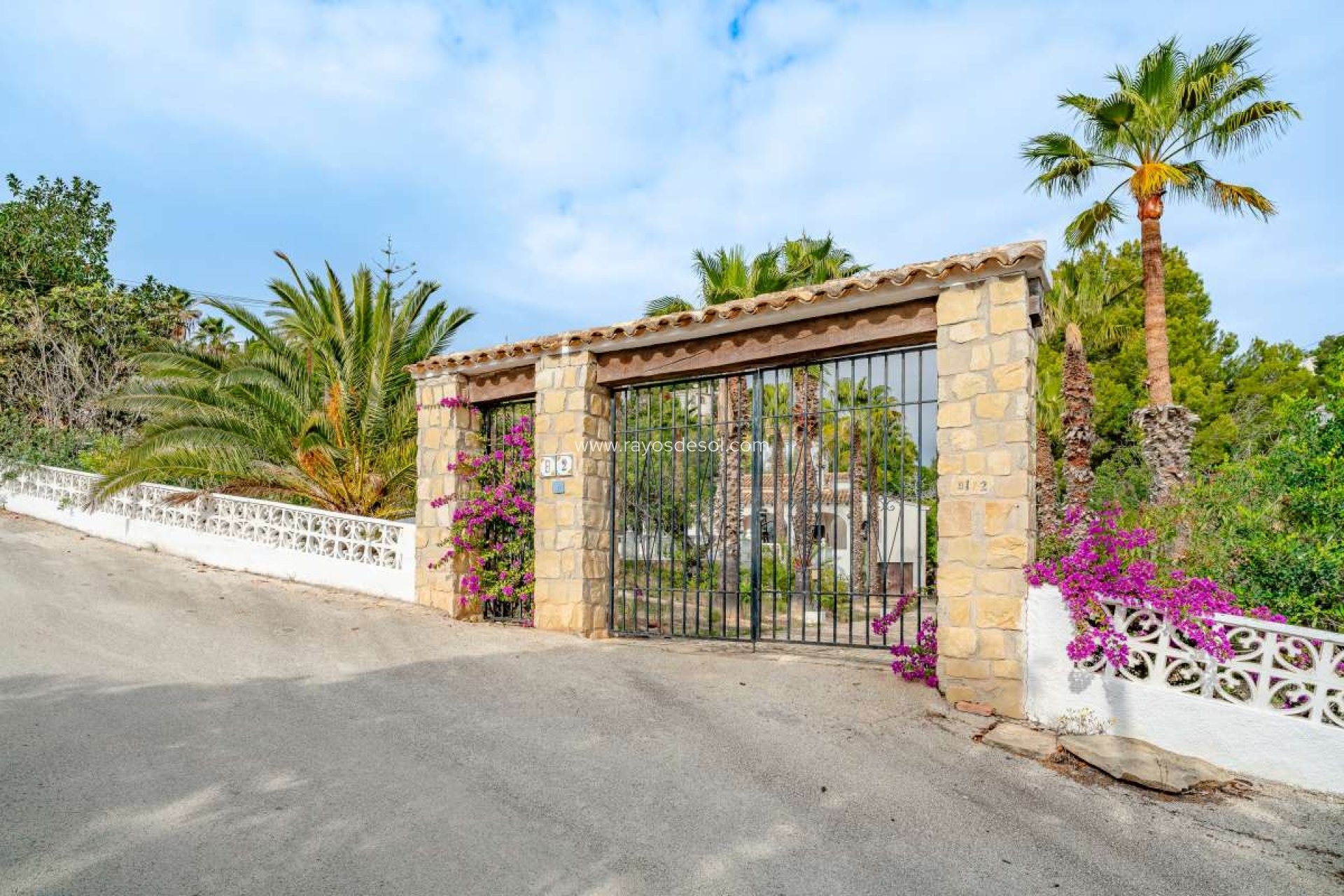 Resale - Villa - Benissa