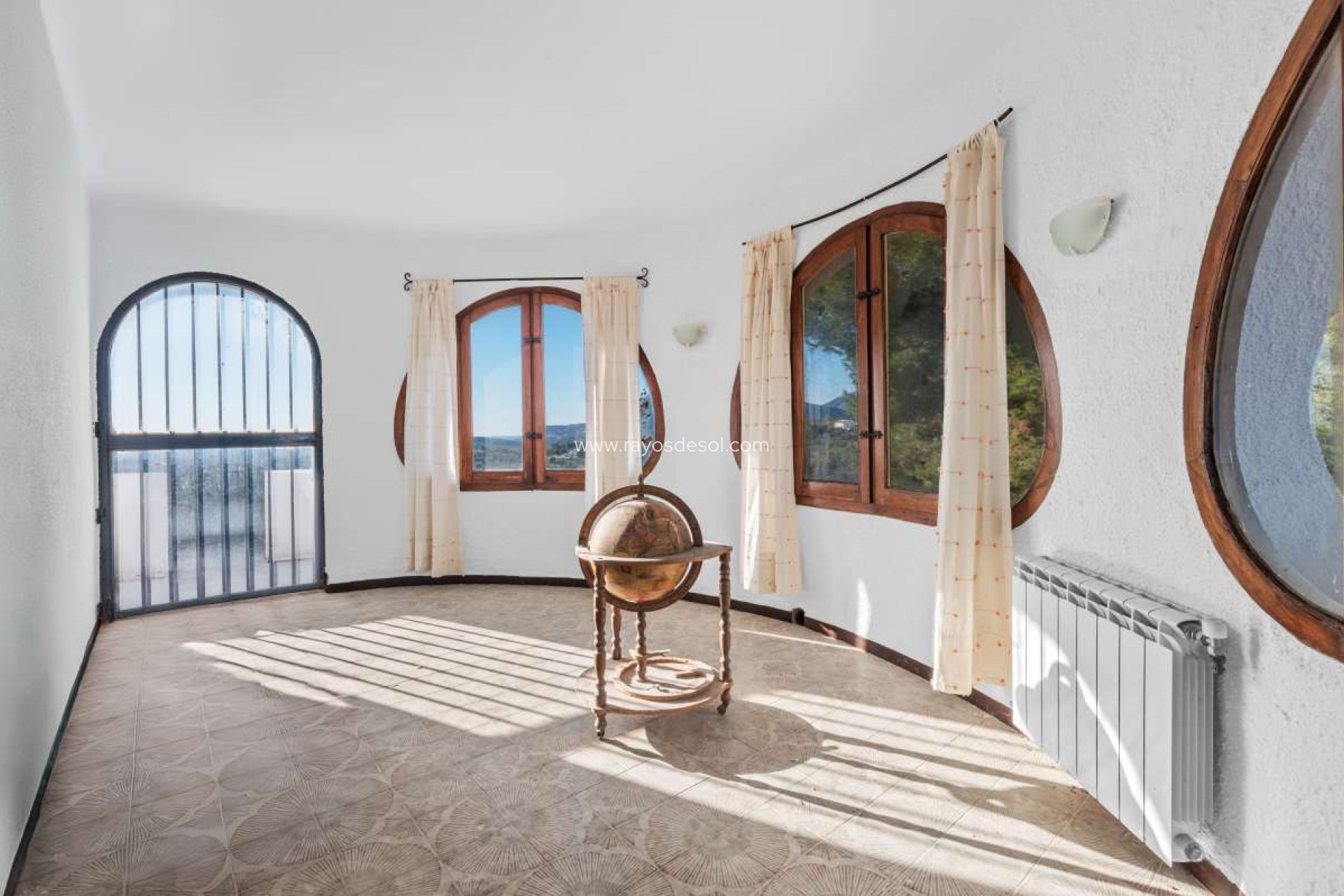 Resale - Villa - Benissa