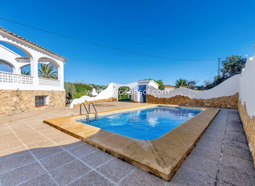 Resale - Villa - Benissa