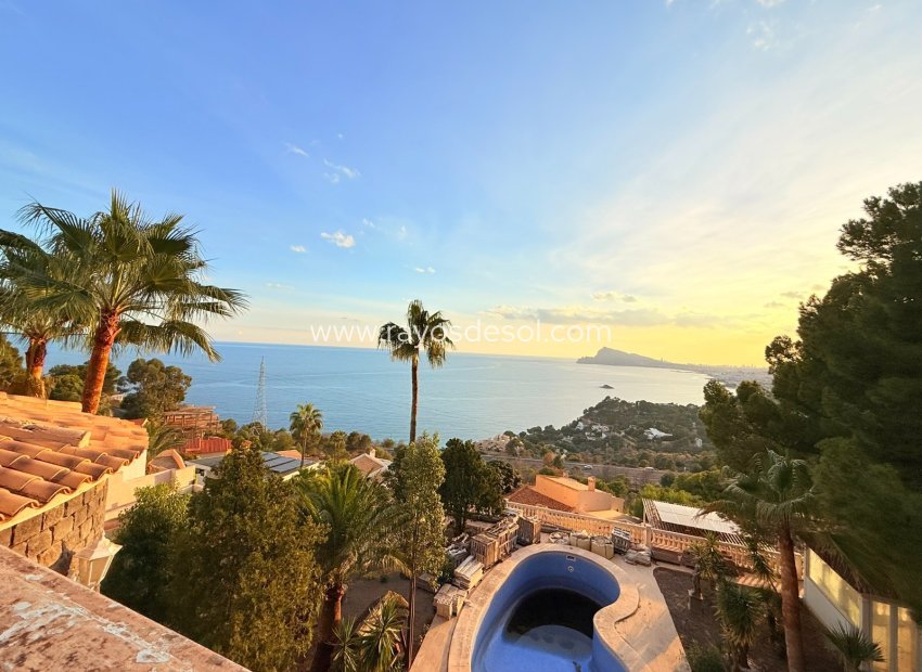 Resale - Villa - Benissa