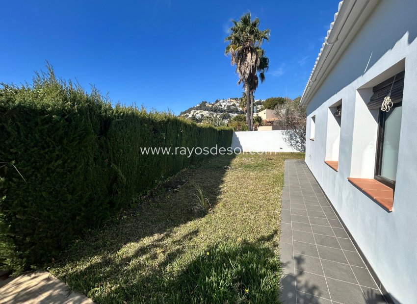Resale - Villa - Benissa