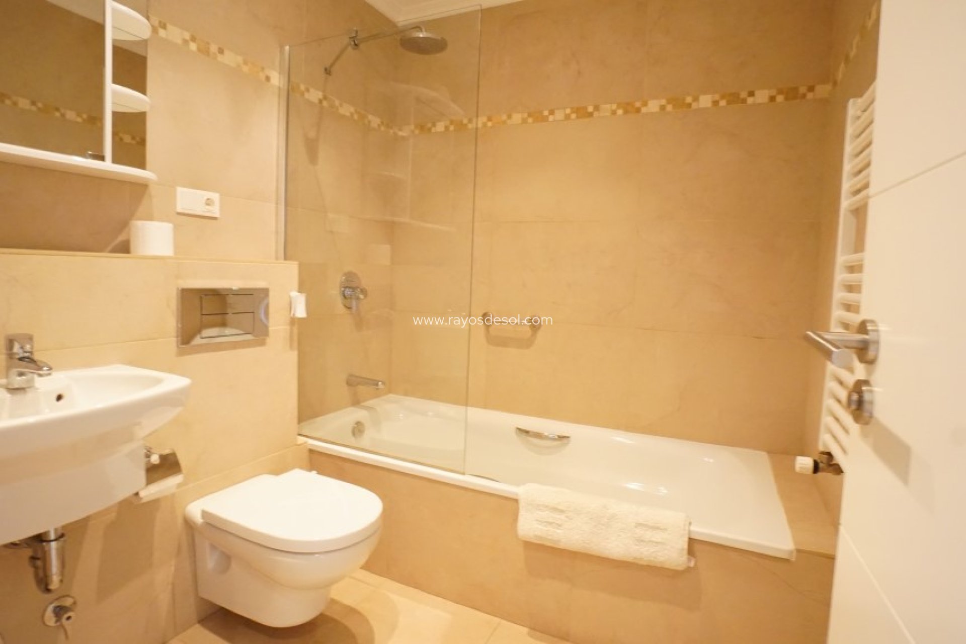 Resale - Villa - Benissa