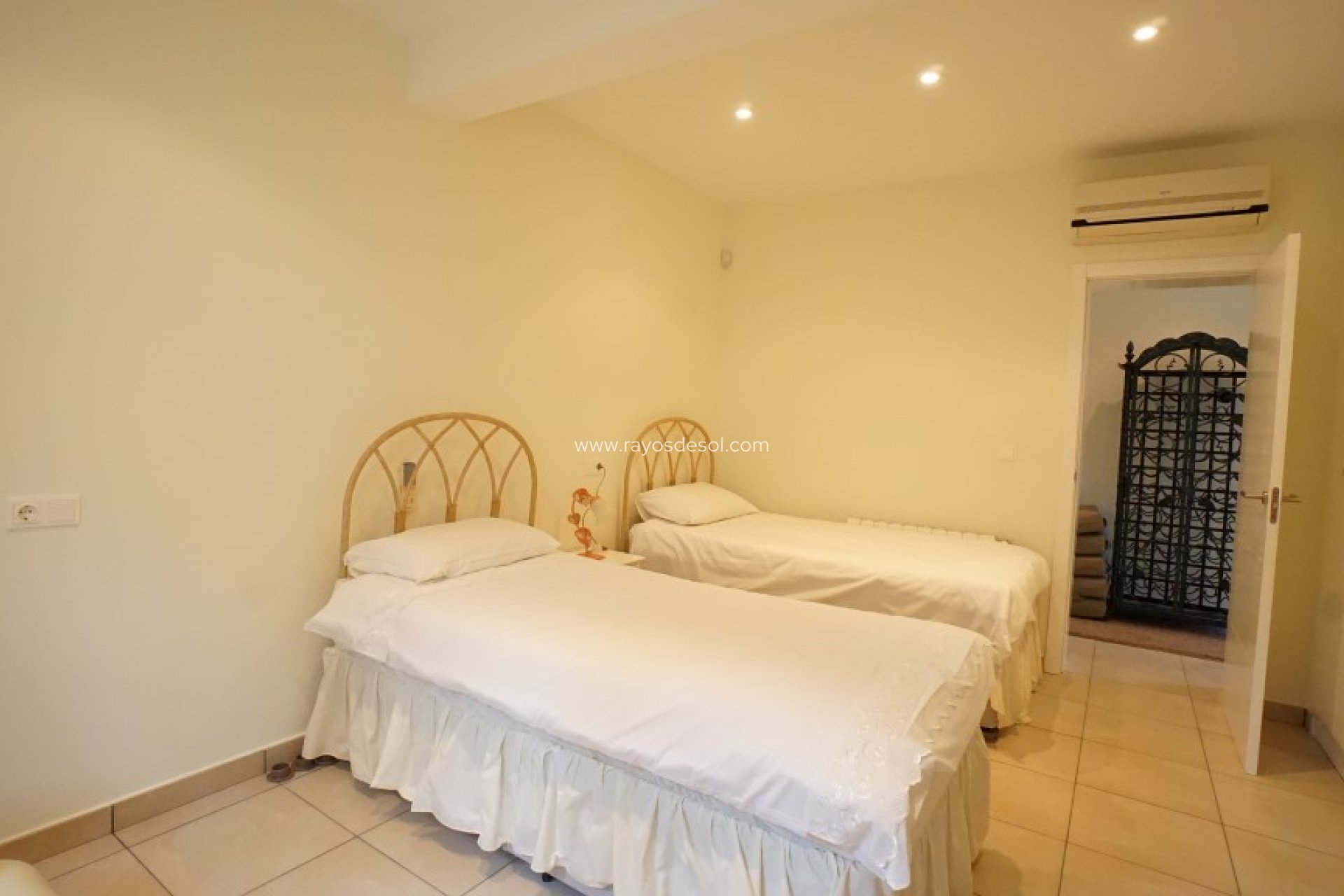 Resale - Villa - Benissa