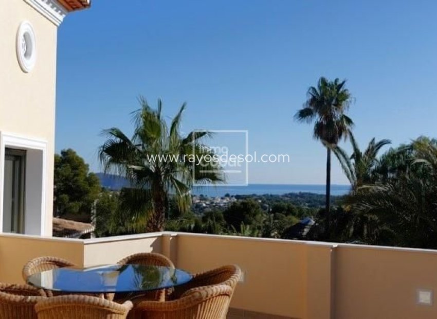 Resale - Villa - Benissa