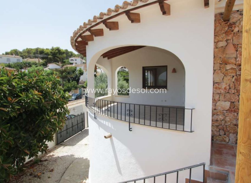 Resale - Villa - Benissa