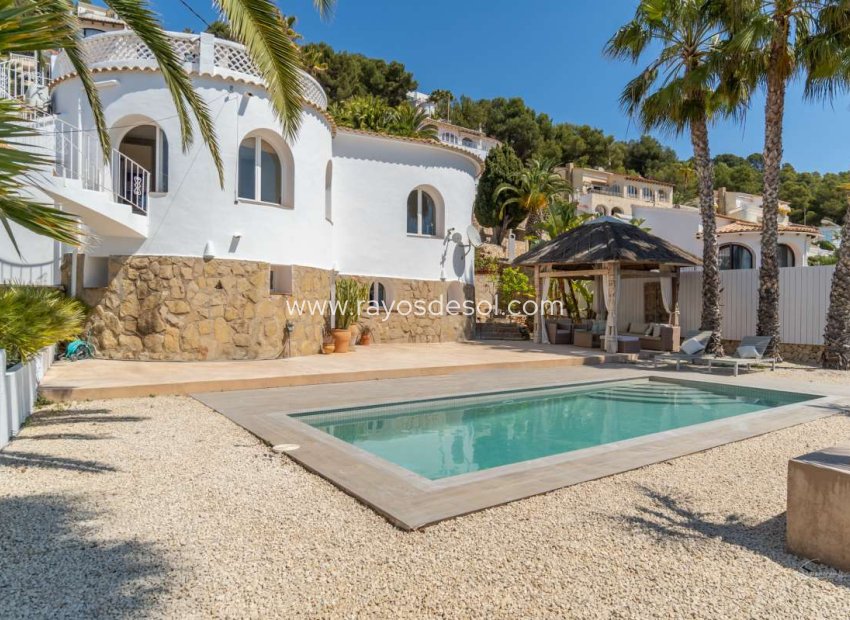 Resale - Villa - Benissa