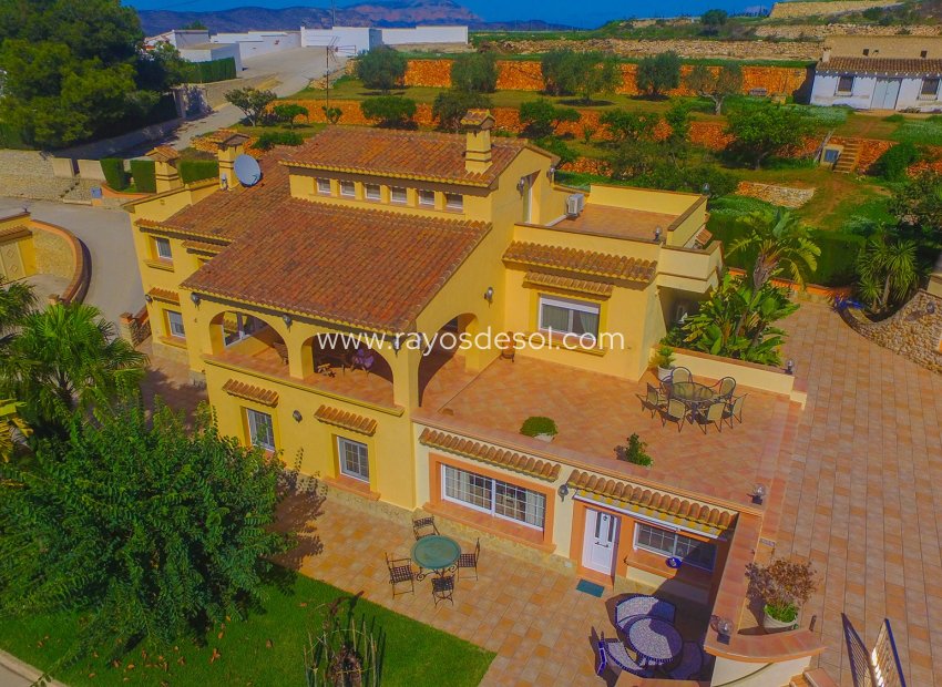 Resale - Villa - Benissa