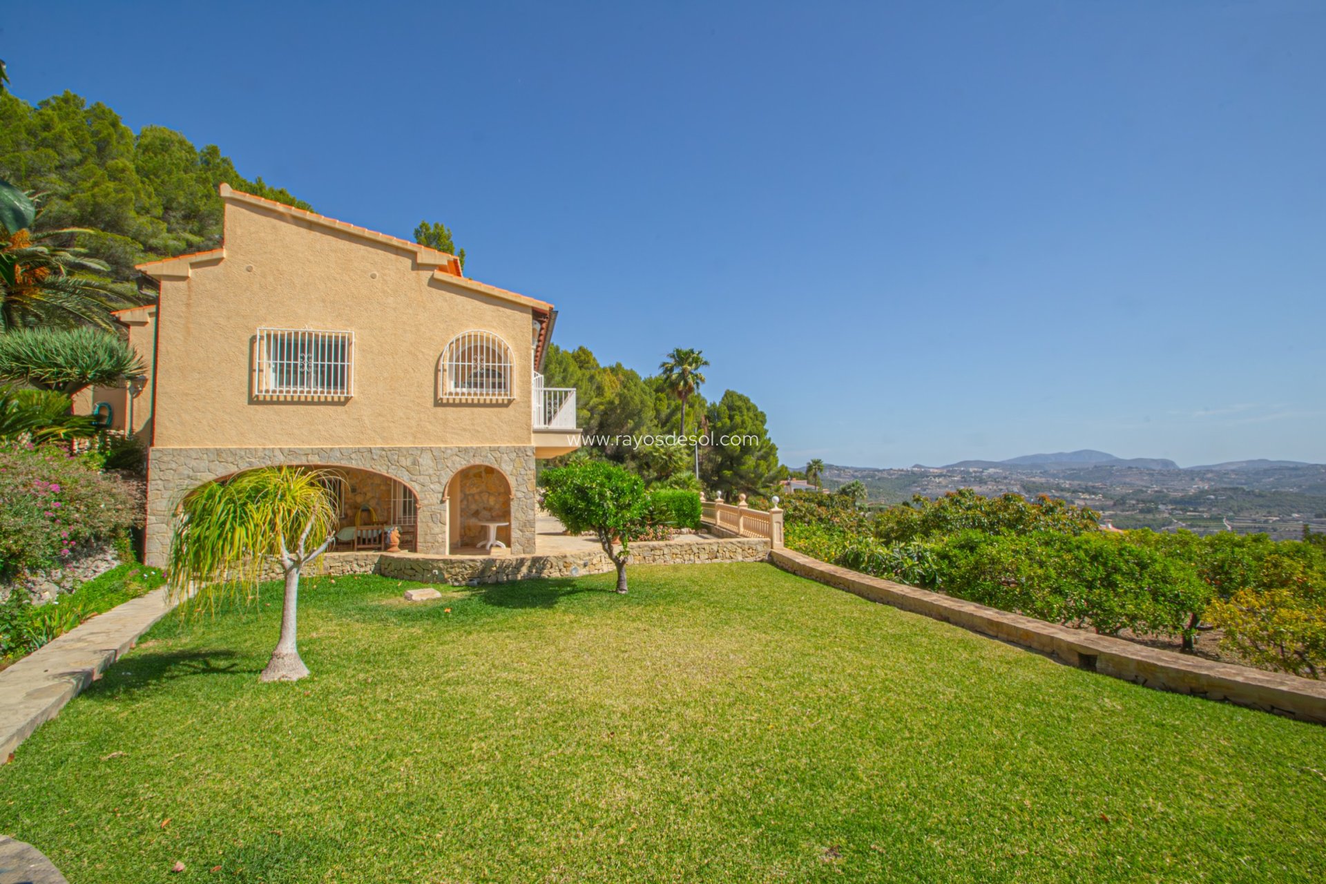 Resale - Villa - Benissa