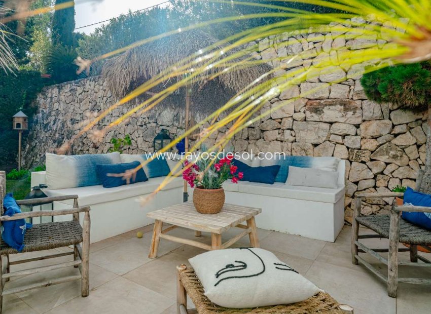 Resale - Villa - Benissa