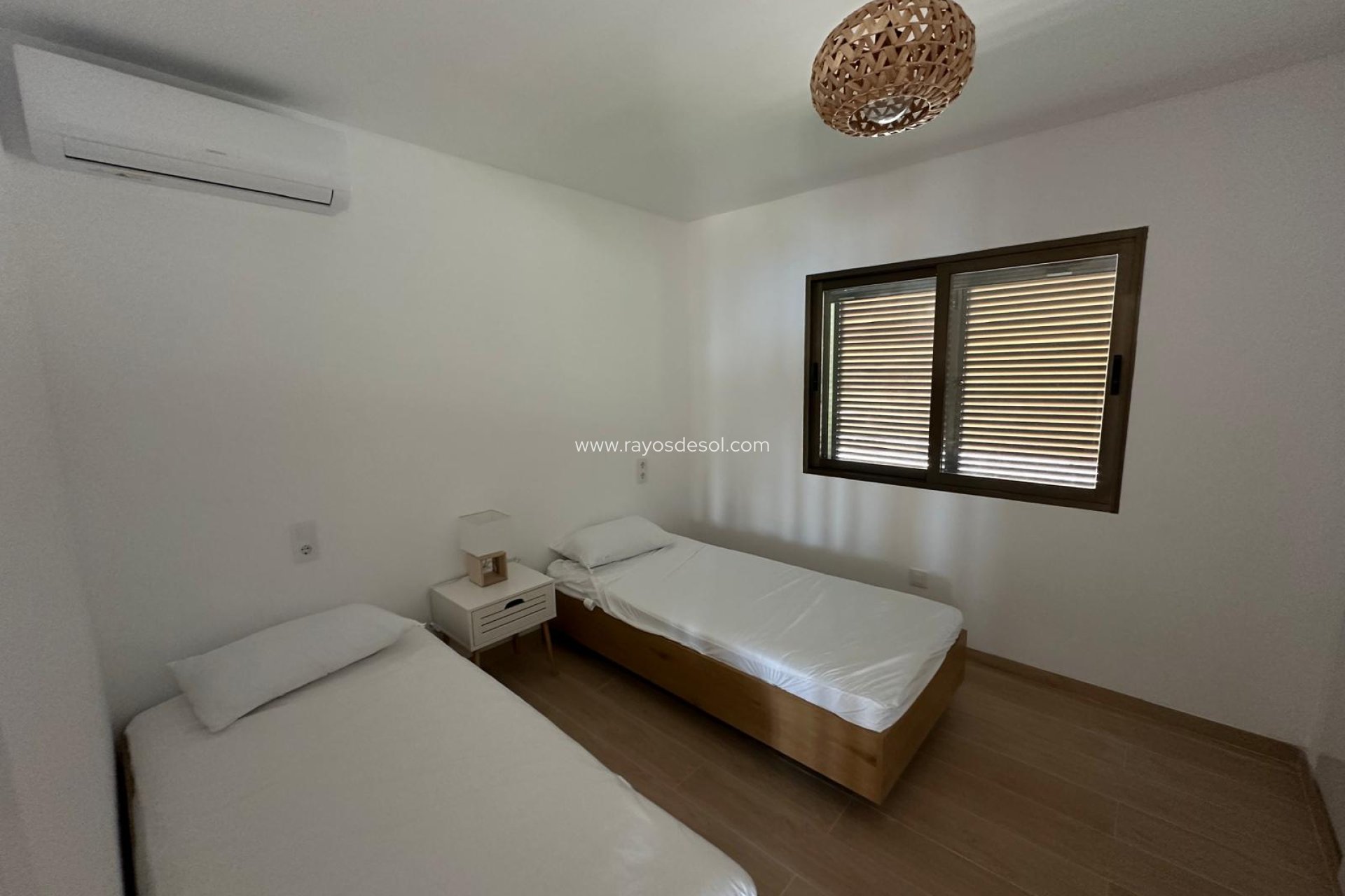 Resale - Villa - Calpe - 03710