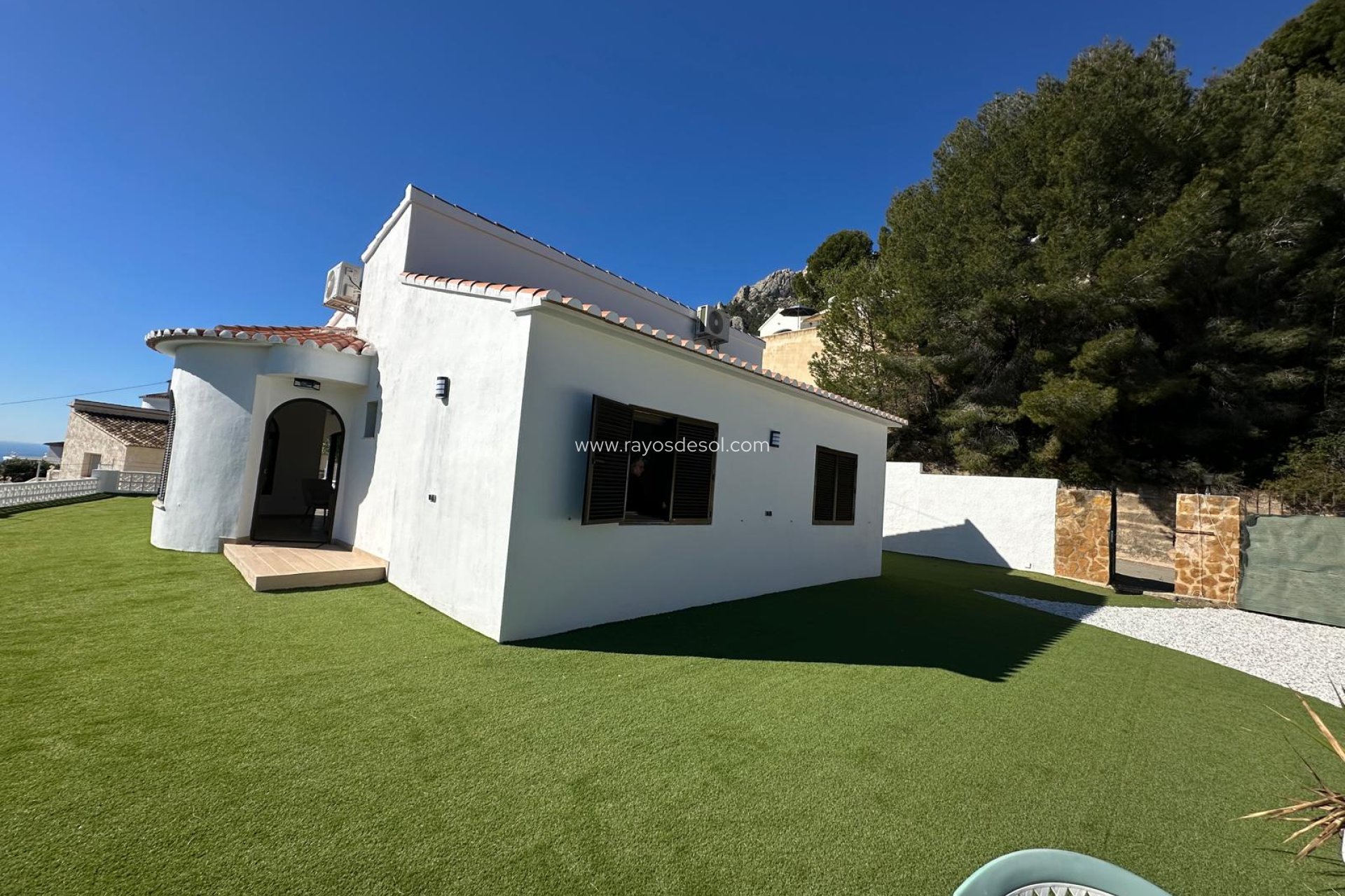 Resale - Villa - Calpe - 03710