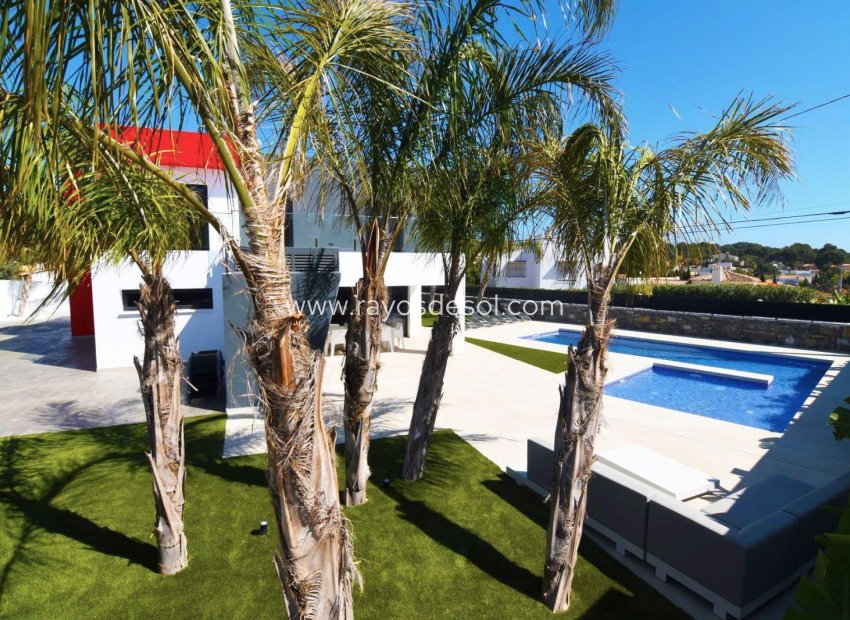 Resale - Villa - Calpe - Carrio
