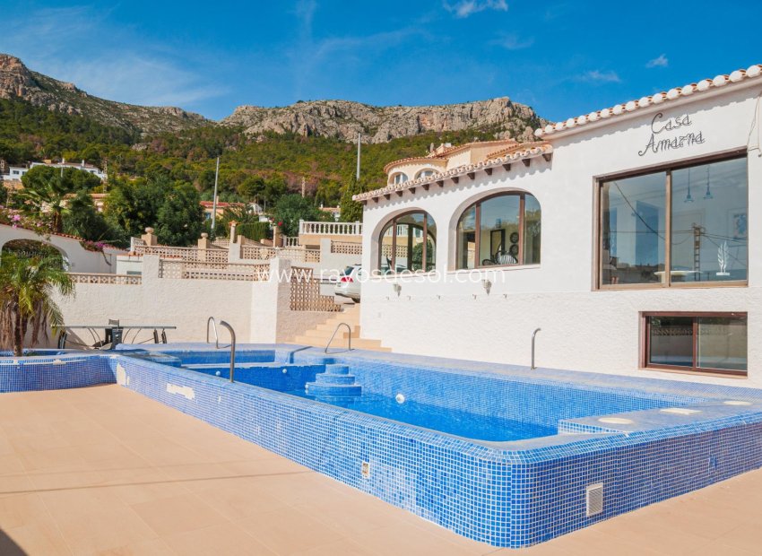 Resale - Villa - Calpe - Cucarres