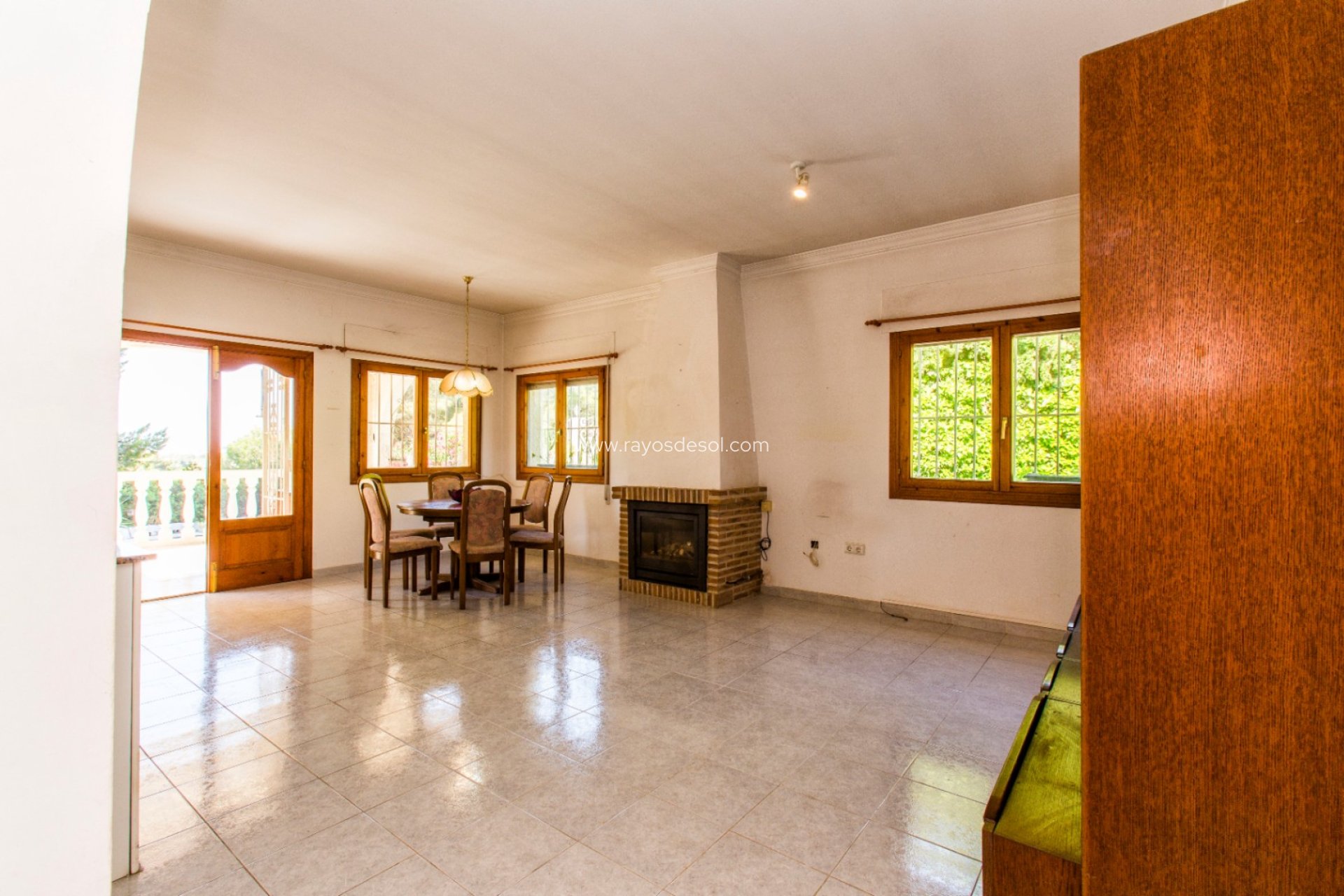 Resale - Villa - Calpe - Empedrola