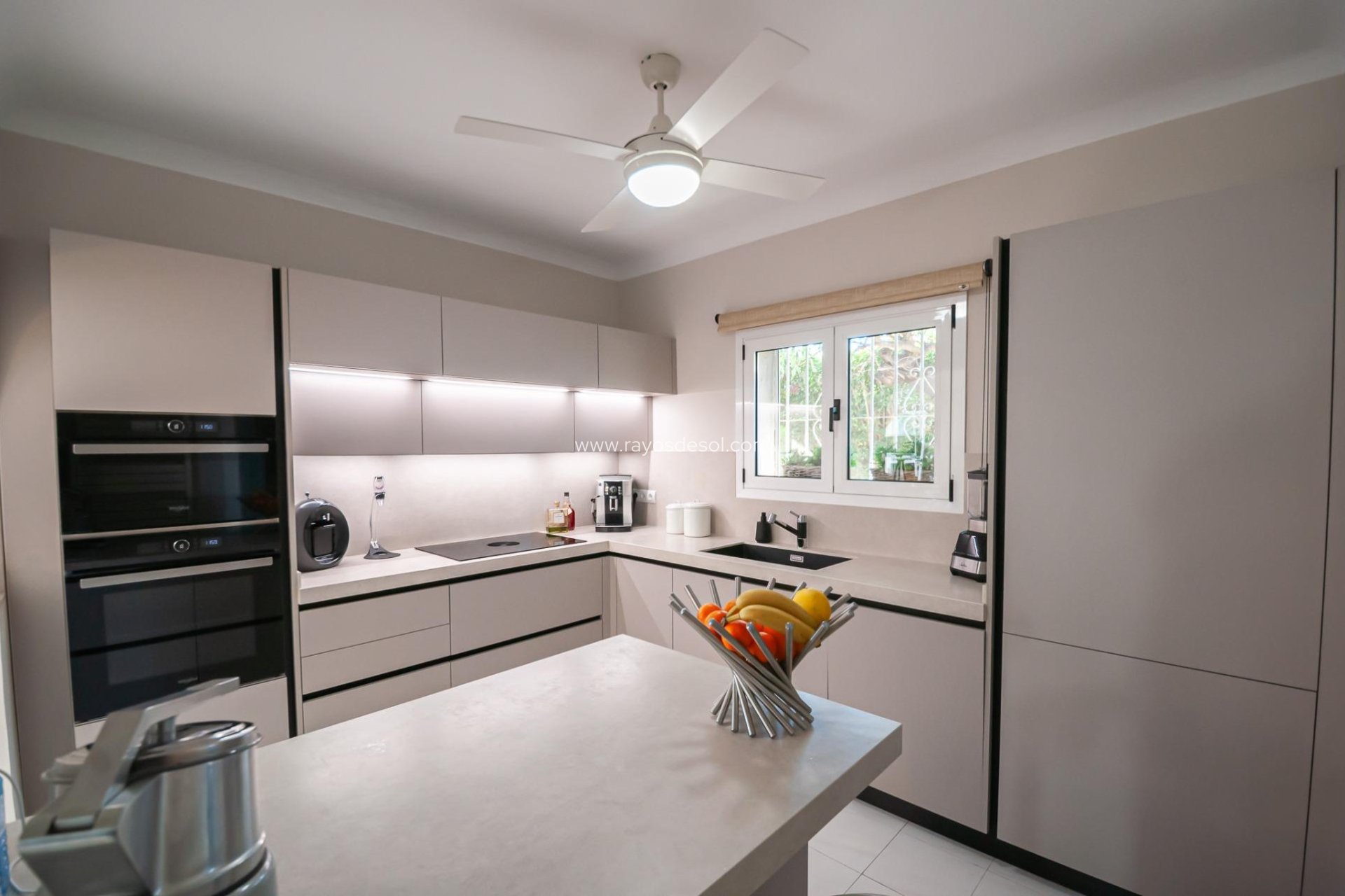 Resale - Villa - Calpe - Enchinent