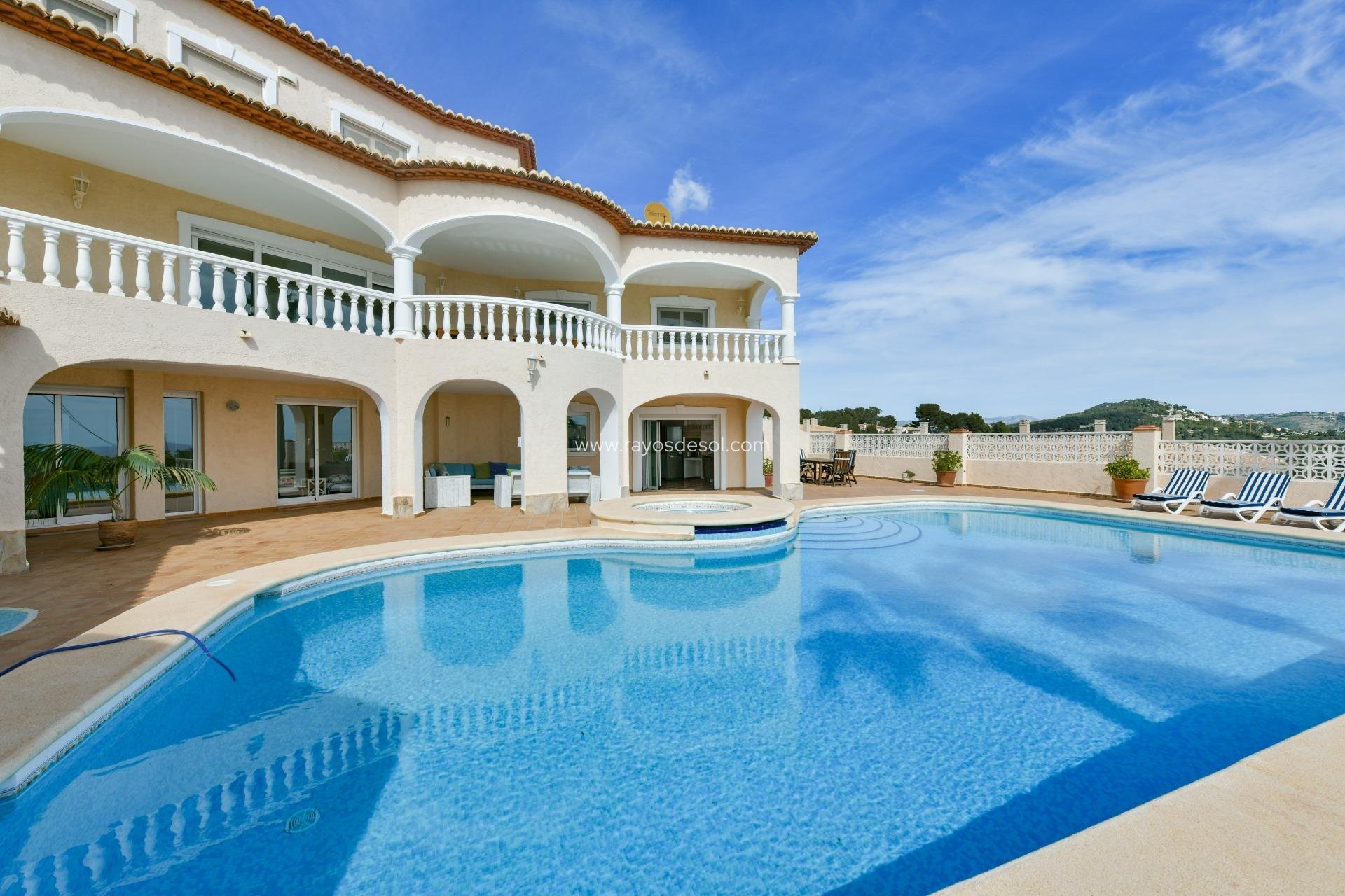 Resale - Villa - Calpe - Oltamar