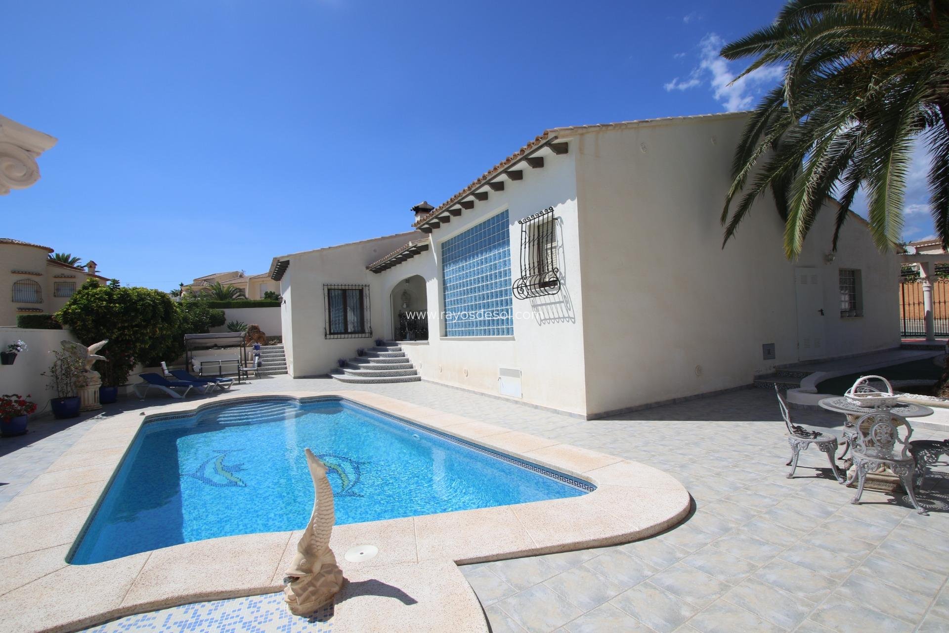 Resale - Villa - Calpe - Pla Roig