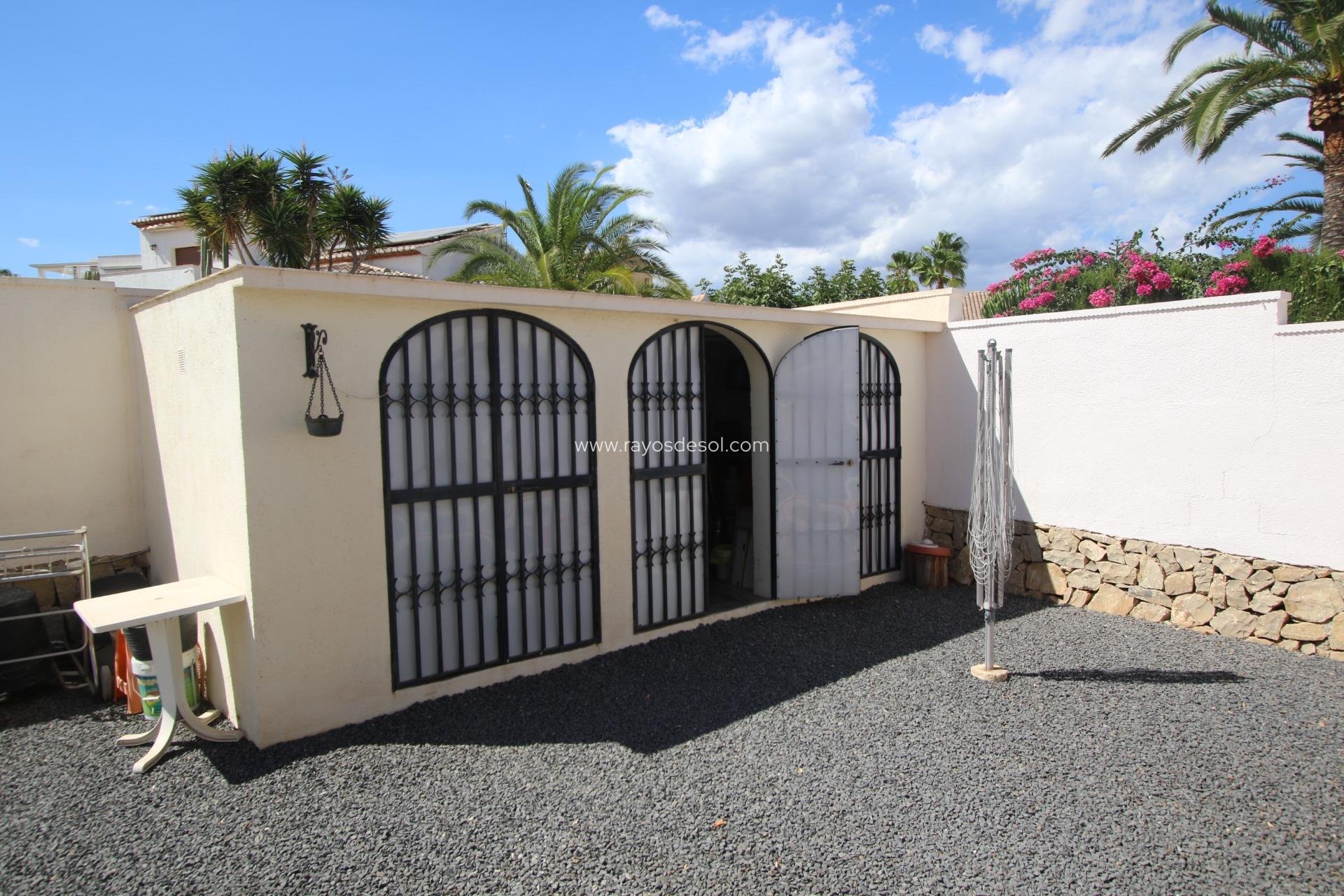 Resale - Villa - Calpe - Pla Roig