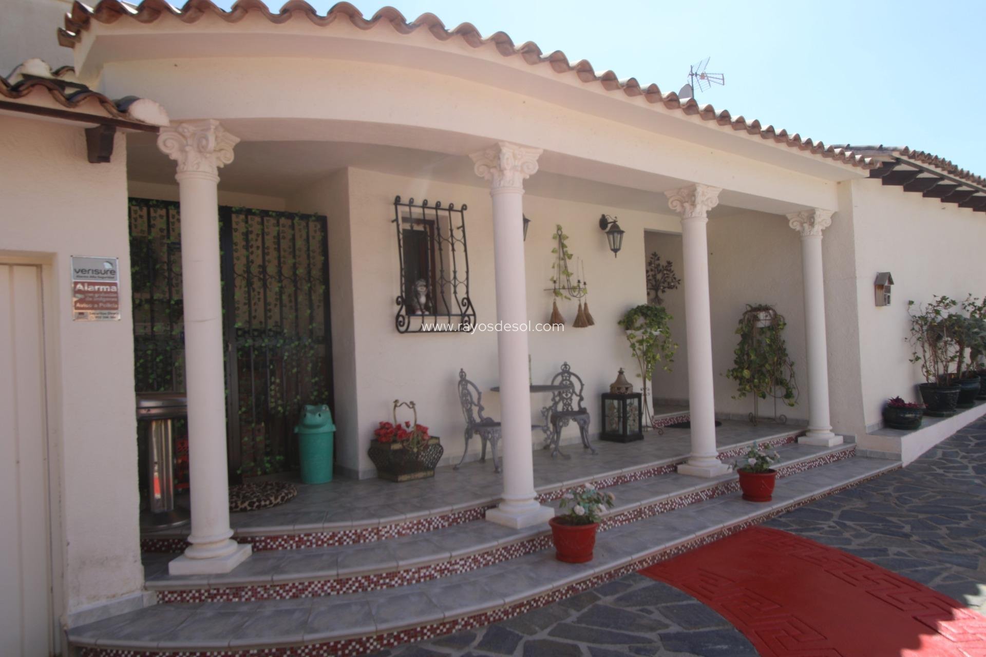 Resale - Villa - Calpe - Pla Roig