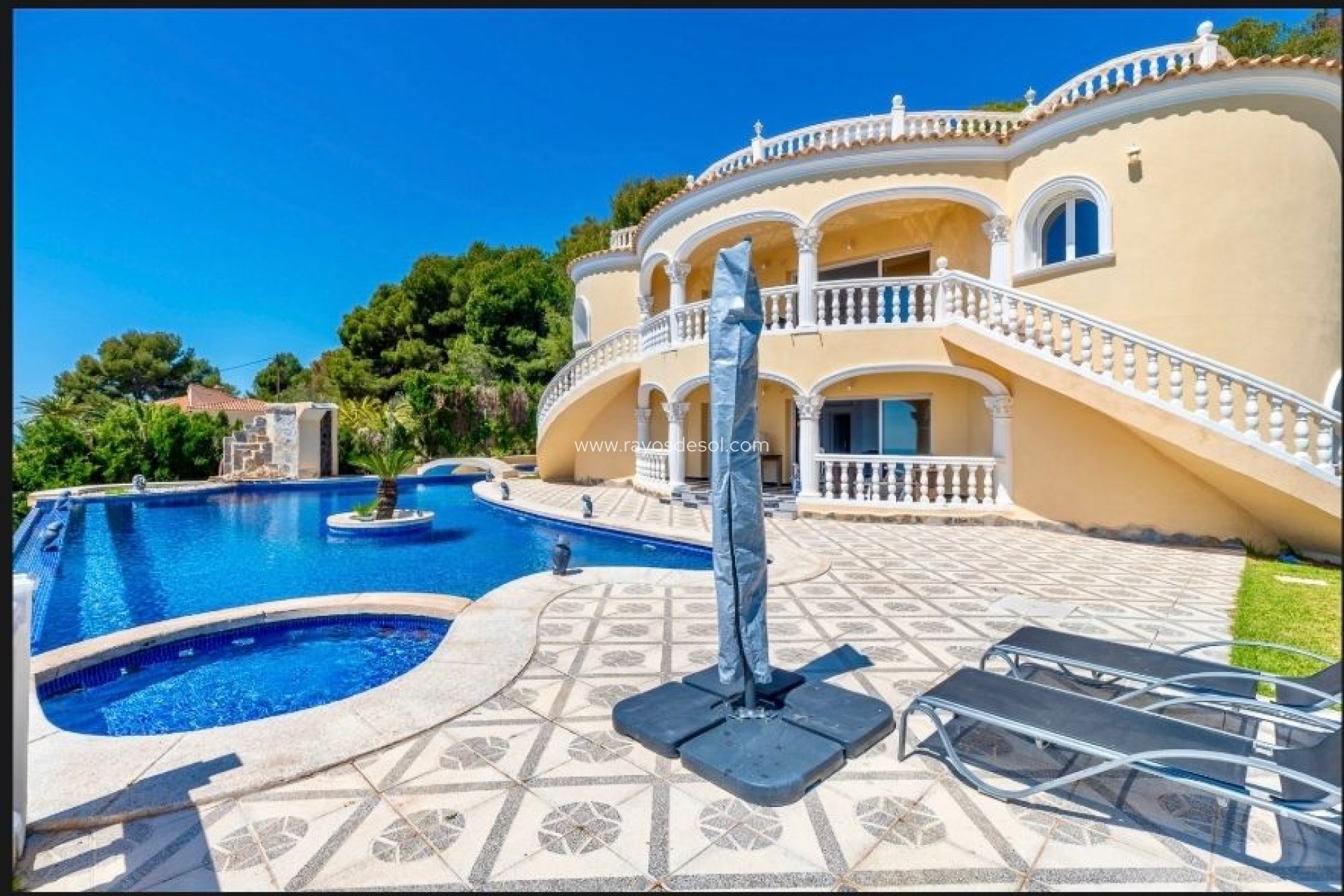 Resale - Villa - Calpe - Tossal